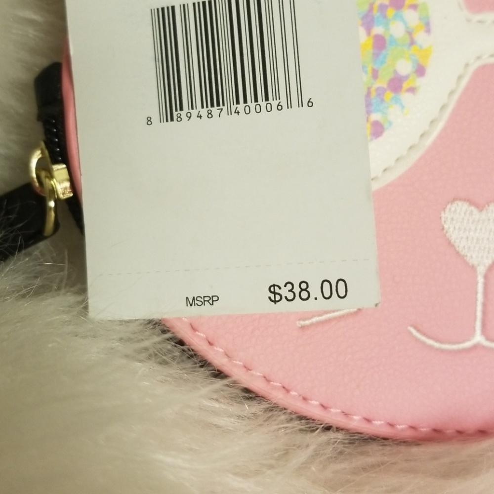 🏵UNLISTING FRIDAY🏵Betsey Johnson kitty wristlet - Picture 4 of 8